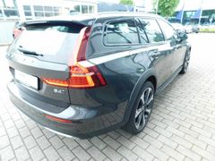 Fahrzeugabbildung Volvo V60 Cross Country B4 D AWD Plus 'Standheizung',A