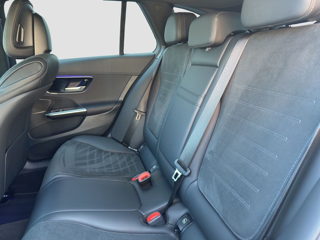 Fahrzeugabbildung Mercedes-Benz C 300 d T AMG*AHZV*LED*KAMERA*DAB*DISTRONIC*19''