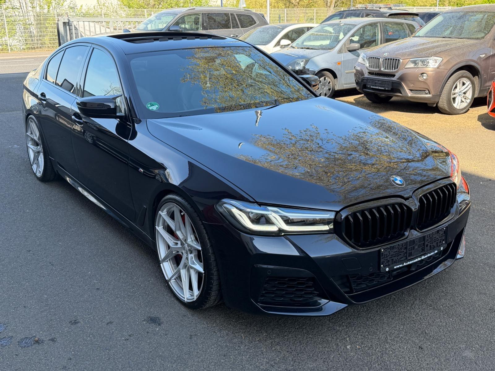 BMW M550 i xDrive~FACELIFT~H&K~LASER~SOFTCLOSE~APPLE