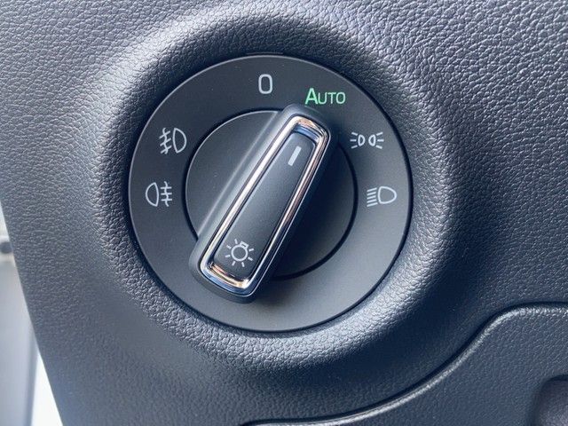 Fahrzeugabbildung SKODA Kamiq 1.0 TSI Tour LED Navi PDC virt. Cockpit