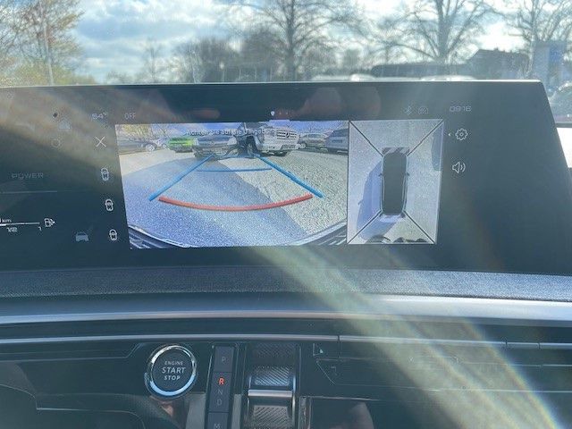Fahrzeugabbildung Peugeot 3008 GT MHeV AT+Navi+beh. Frontscheibe+Allwetter