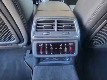صورة مصغرة 32 لـ 2024 AUDI RS6