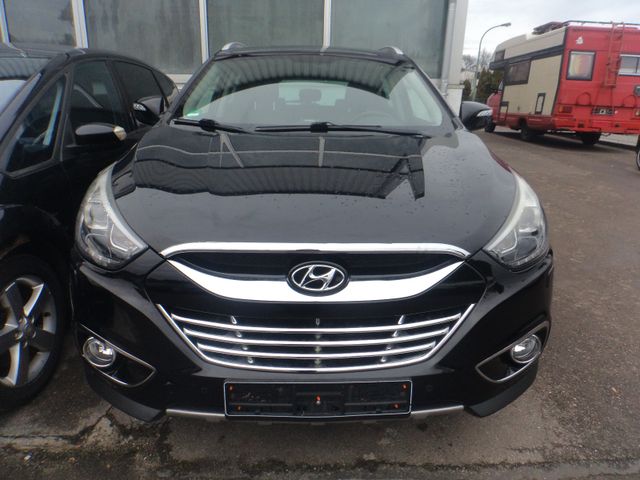 Hyundai ix35 2,0 Leder Automatik Navi Klimaautomatik