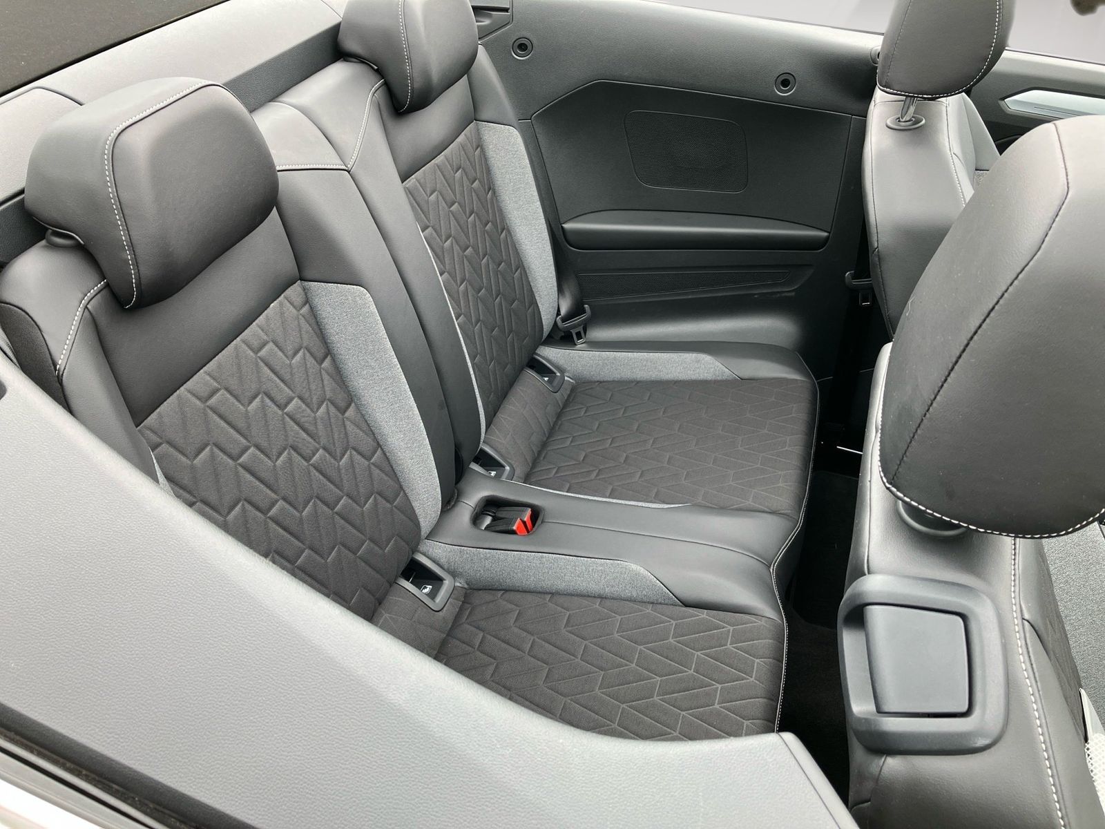 Volkswagen T-Roc - Bild 10