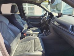 Fahrzeugabbildung RS Q3 2.5 TFSI quattro