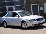 Audi A4 2.0 Autom-1.Hd-Klima-SHZ-Xenon-Navi-PDC - gebrauchte Audi A4 aus dem Jahr 2004
