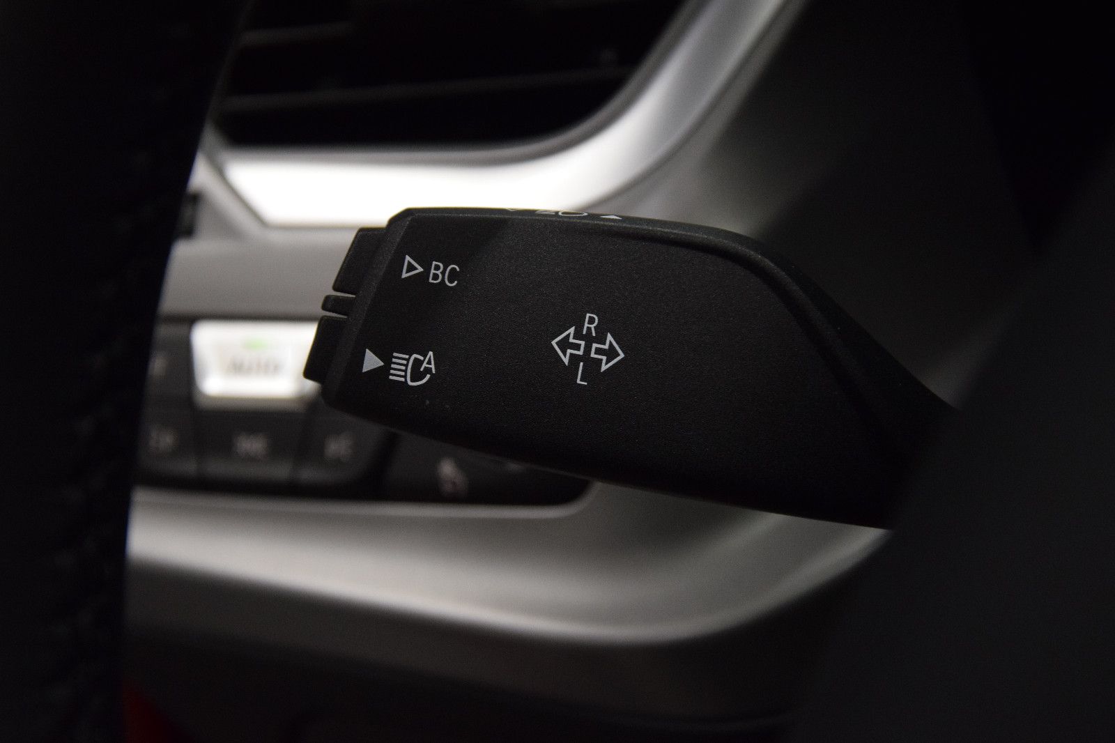 Fahrzeugabbildung BMW Z4 Roadster sDrive 20 i M-Sport Leder HuD Kamera