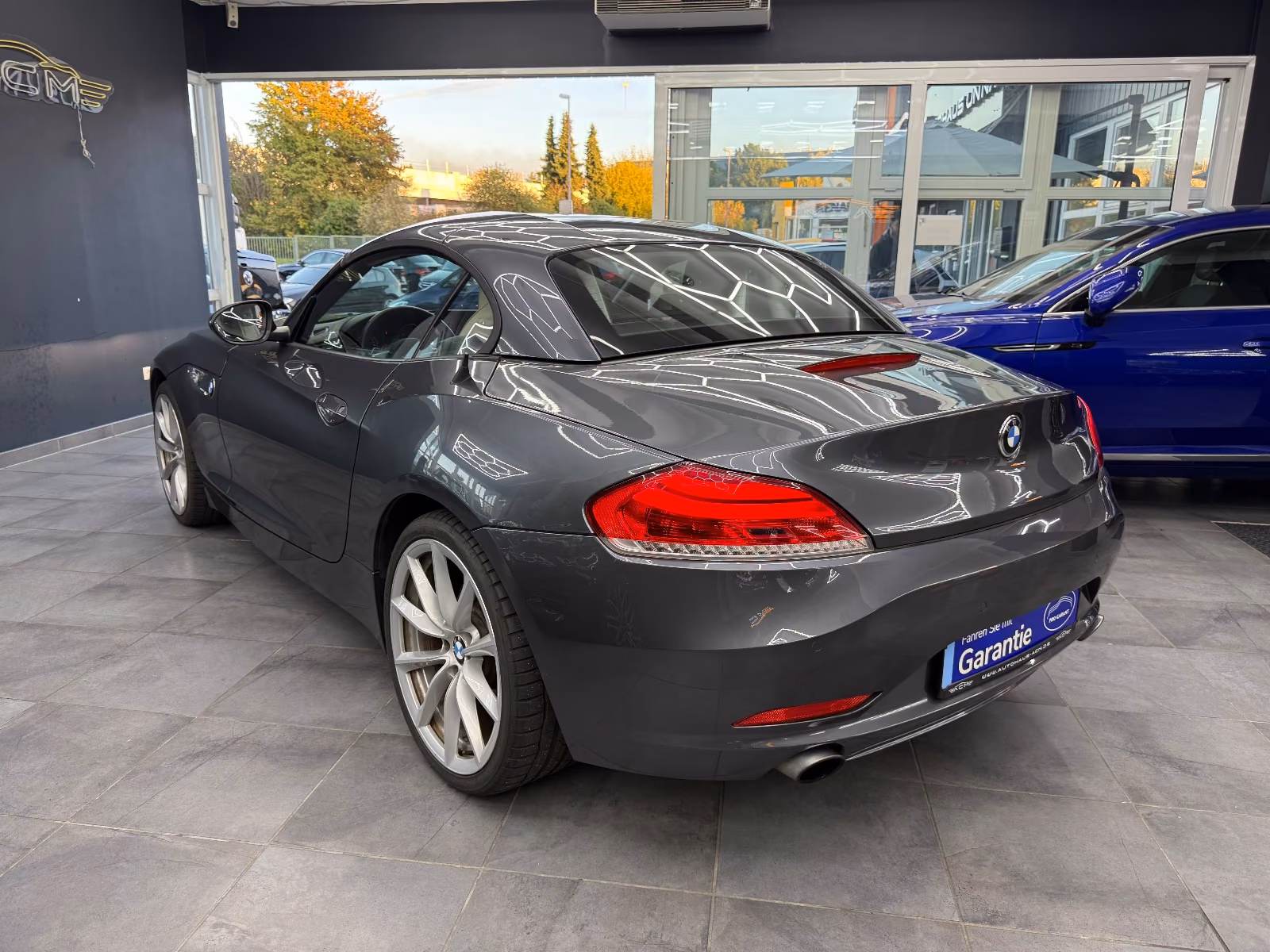 BMW Z4 sDrive35i 306 ch – Roadster – Boîte automatique – Cuir – Navigation