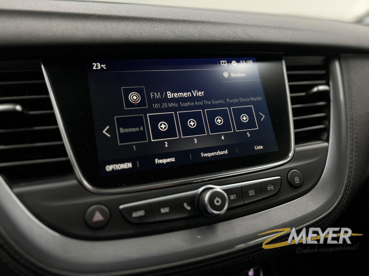 Opel Grandland X Ultimate 1.2 MT6 AHK PDC SHZ LHZ AGR