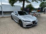 Alfa Romeo Giulia 2.9 Quadrifoglio, Akrapovic, Carbon Dach - Alfa Romeo Giulia Akrapovic Gebrauchtwagen