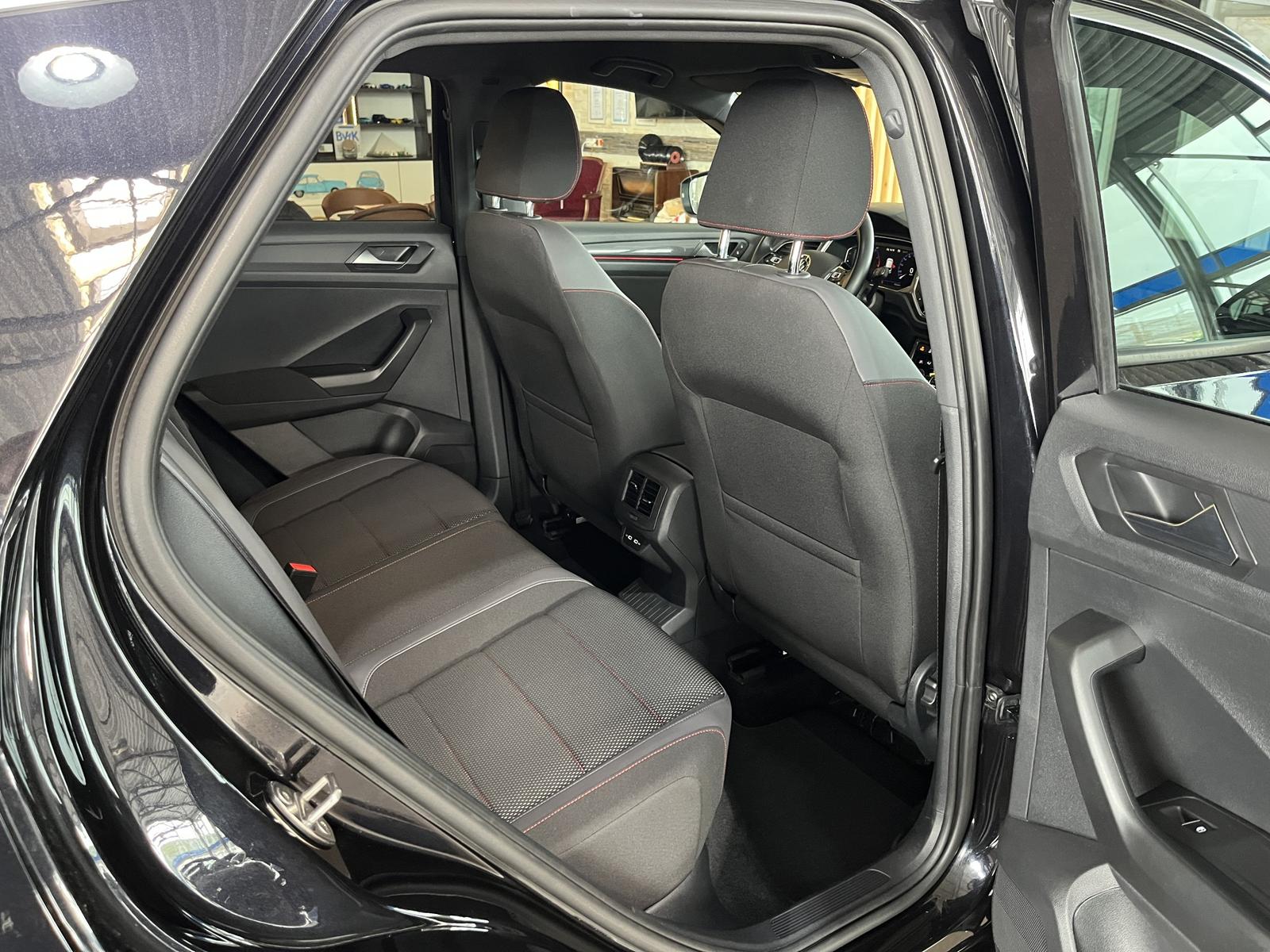 Volkswagen T-Roc Sport Teil-Leder RCam Navi ACC AHK LED SHZ, миниатюра 19