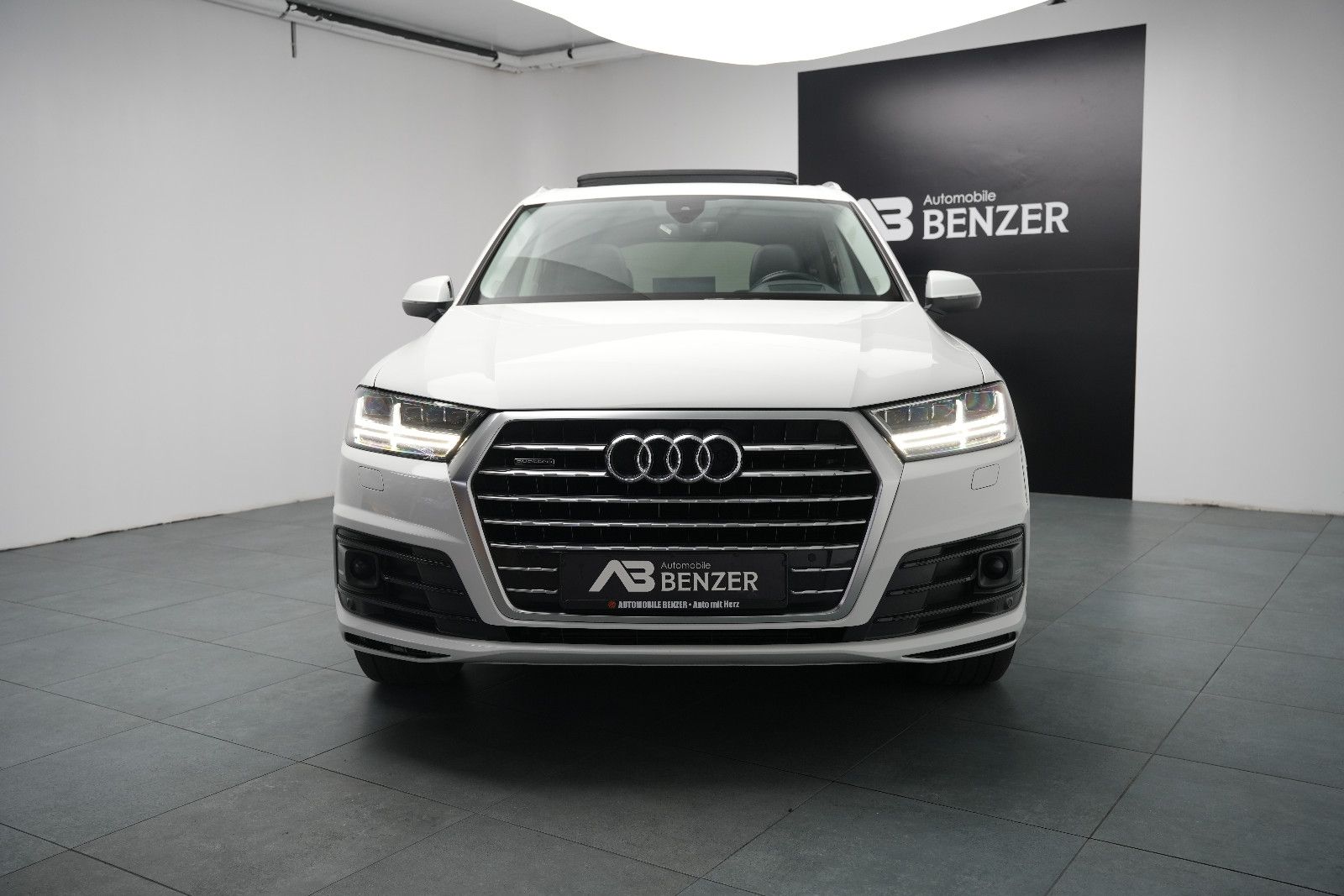 Fahrzeugabbildung Audi Q7 3.0 TDI *S-Line*Panorama*HUD*BOSE*R-Kamera*