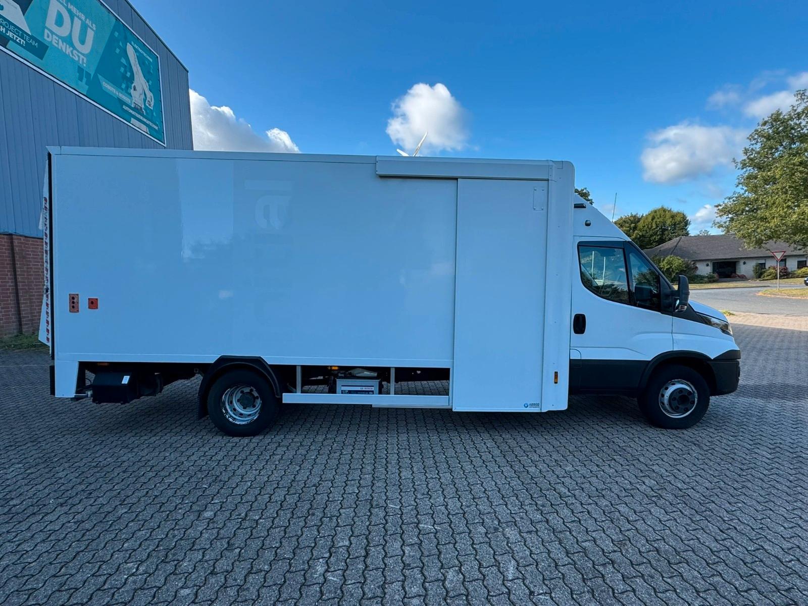 Iveco Daily 70C17 Koffer mit Ladebordwand*4 STÜCK*
