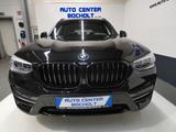 BMW X3 xDrive 20i Advantage AHK - BMW X3 mit Benzin-Antrieb: mit Navigationssystem