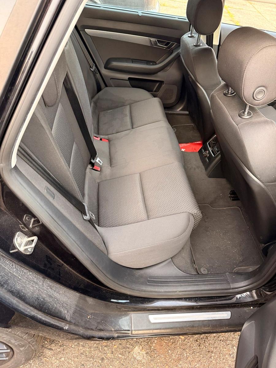 Audi A6 2011 — photo 9