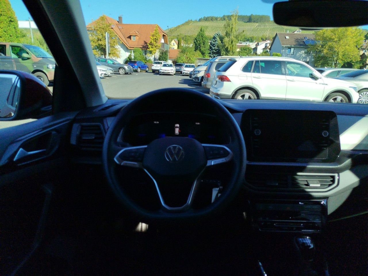 Fahrzeugabbildung Volkswagen T-Cross Life 1.0 TSI 85 kw