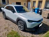 Mazda MX-30 36KWH 105kW Komf Paket Premium Bose 360 ° - Mazda MX-30 von privat
