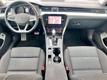 Volkswagen Passat Variant - 11