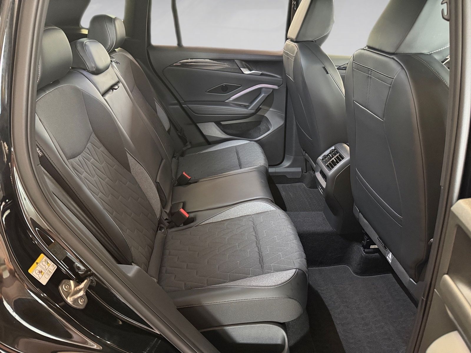 Volkswagen Tiguan - Bild 11