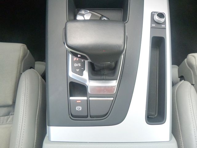 Fahrzeugabbildung Audi Q5 40 TDI quattro >AUT/AHK/NAV/PANO/SHZ<