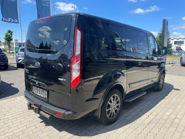 Fahrzeugabbildung Ford Tourneo Custom 320 L1 Titanium X Kamera AHK