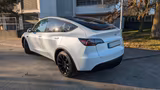 Tesla Model Y Long Range Dual Motor AWD Long Range - Tesla Model Y in Stuttgart