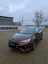 Toyota Avensis T27 Kombi - gebrauchte Toyota Avensis aus dem Jahr 2016