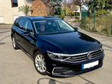 Volkswagen Passat GTE Variant Voll - Pano/Leder/DCC/SH - Hybrid (/Elektro) Voll mit Benzin-Antrieb