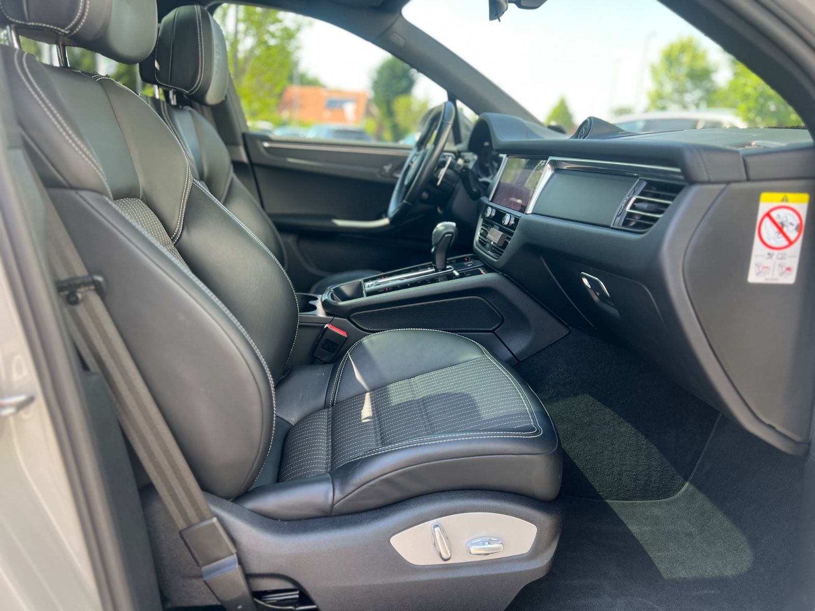 Porsche Macan T*SPORT-CHRONO*LUFTFED*PANO*APPROVED072028 foto 13