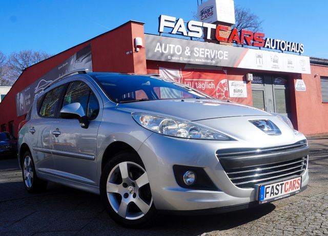 Peugeot 207 SW Premium Automatik Navi Panorama Klim PDC!