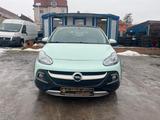 Opel Adam Rocks - Opel Adam Rocks mit Benzin-Antrieb