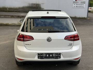 Volkswagen Golf - 5