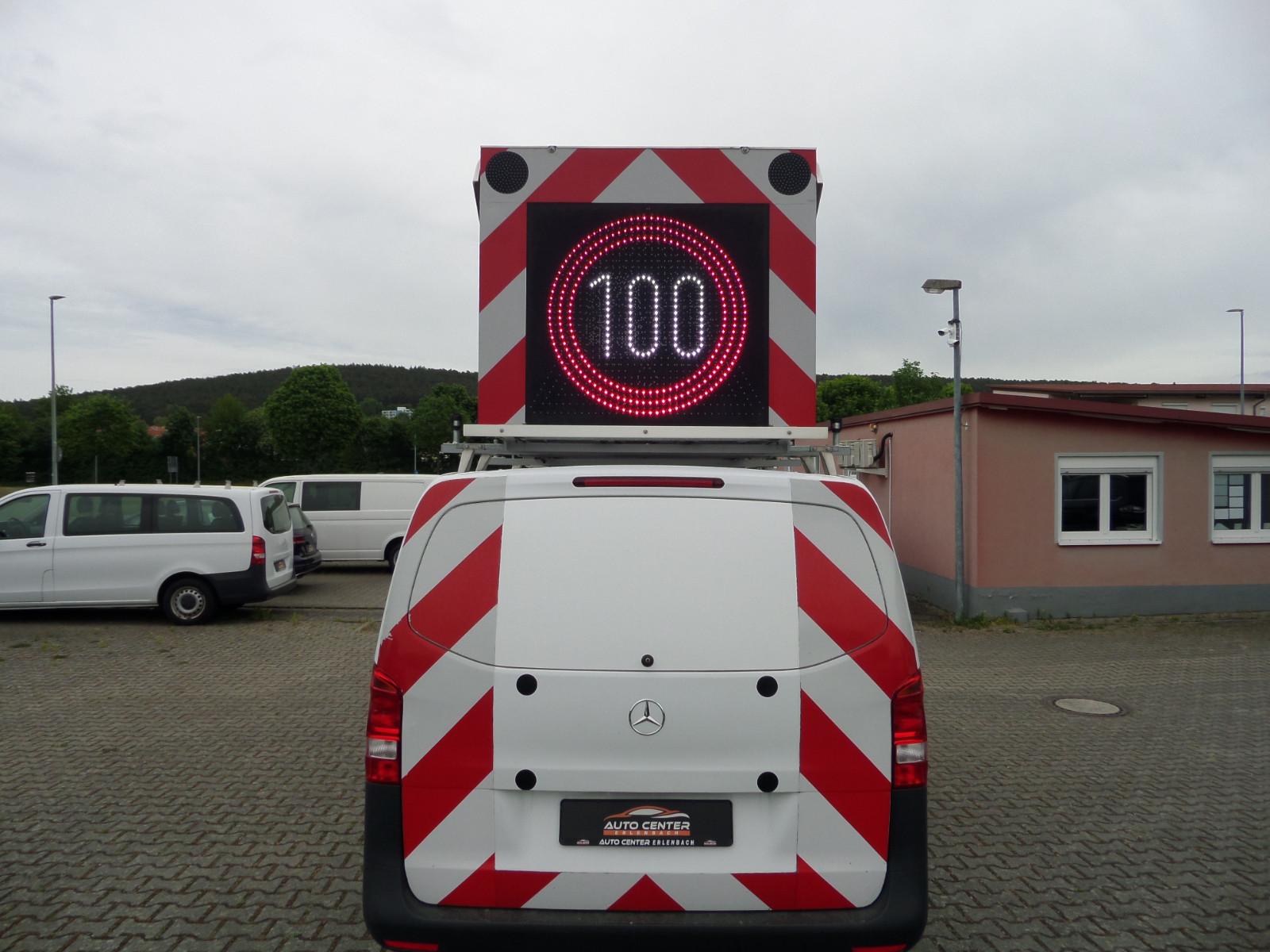 Mercedes-Benz Vito Tourer 111 CDI Pro lang+Begleitfzg.8-Sitzer