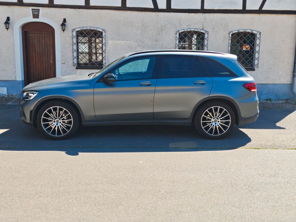 Image of Mercedes-Benz GLC 200