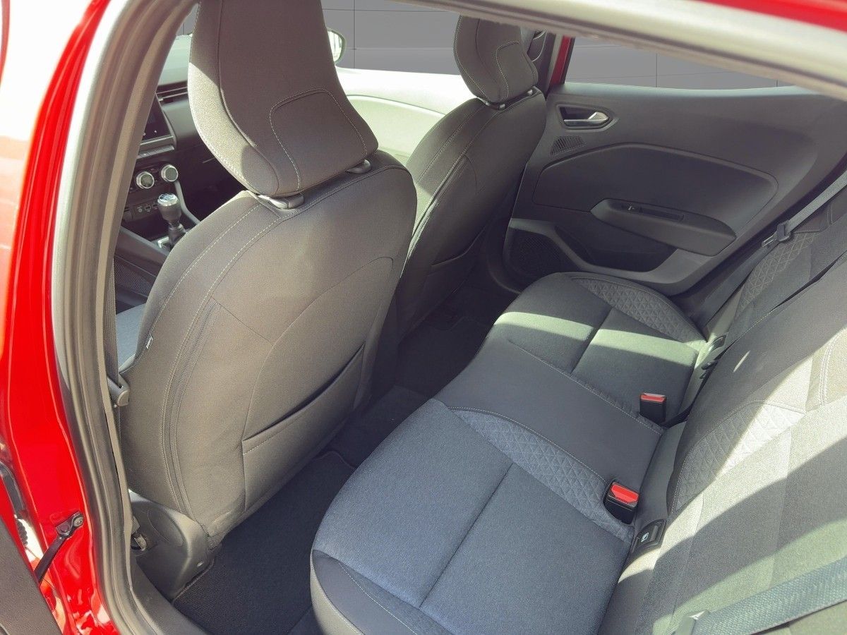 Fahrzeugabbildung Renault Clio V Experience TCe 100