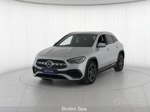 MERCEDES-BENZ Mercedes-Benz GLA 200 d Automatic Business