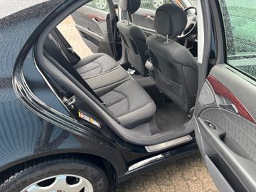 Mercedes E 280 - 12