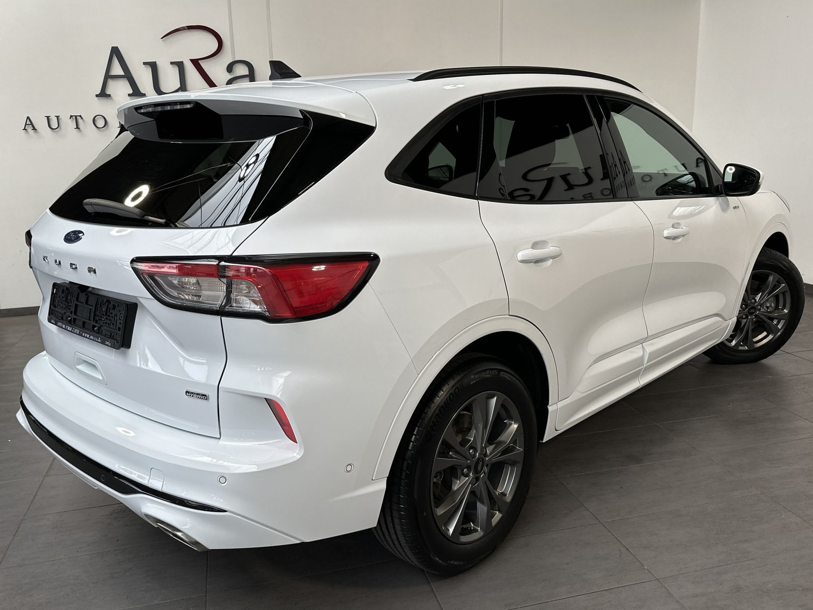 Fahrzeugabbildung Ford Kuga 2.5 PHEV ST-Line NAV+LED+KAMERA+DAB+18ZOLL