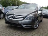 Mercedes-Benz B 200 BlueEFFICIENCY Panormaschiebedach - Mercedes-Benz B 200 aus 2011