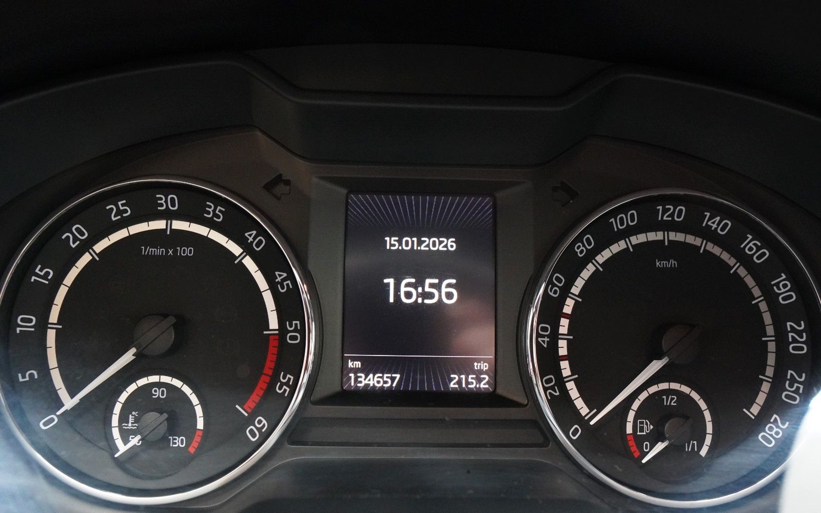 Fahrzeugabbildung SKODA Octavia RS *Autom*Navi*CarPlay*