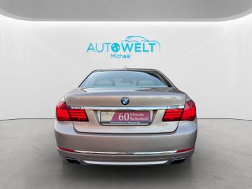 BMW 750 - 6