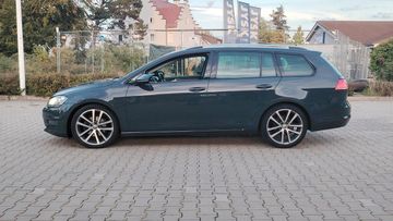Volkswagen Golf - 5