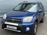 Toyota RAV 4 RAV4 1.8 Basis - Toyota aus 2004