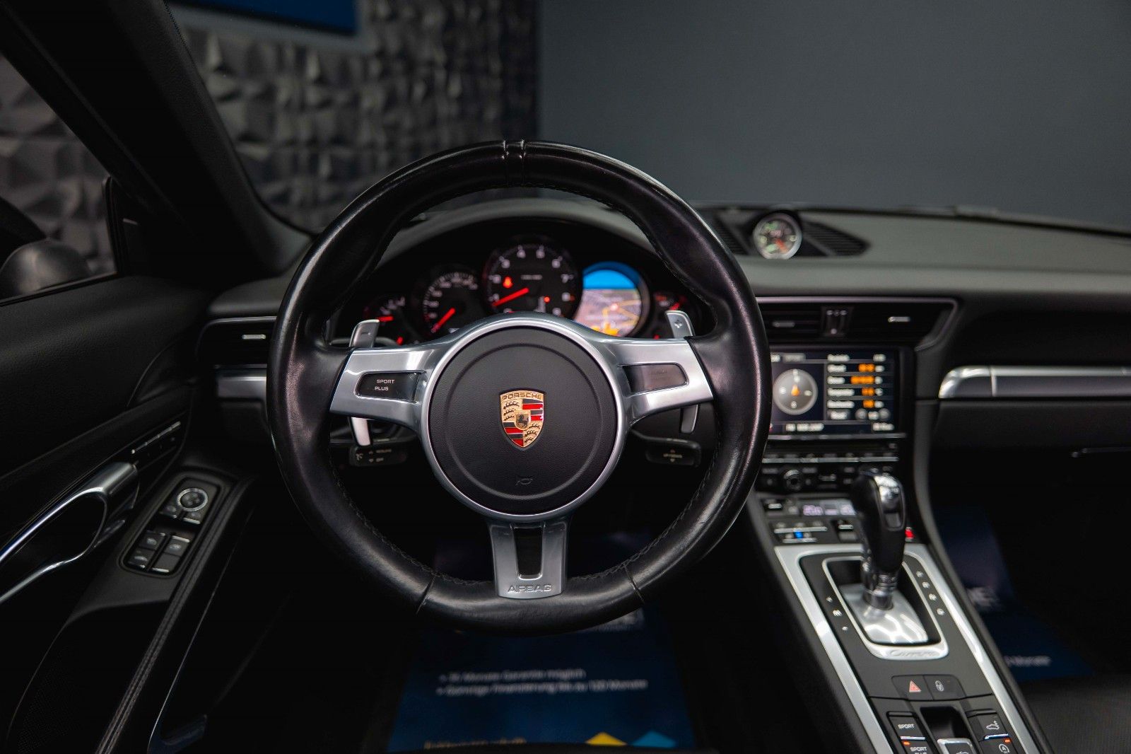 Fahrzeugabbildung Porsche 911 Carrera 4 S Cabriolet Sport Chrono Garantie