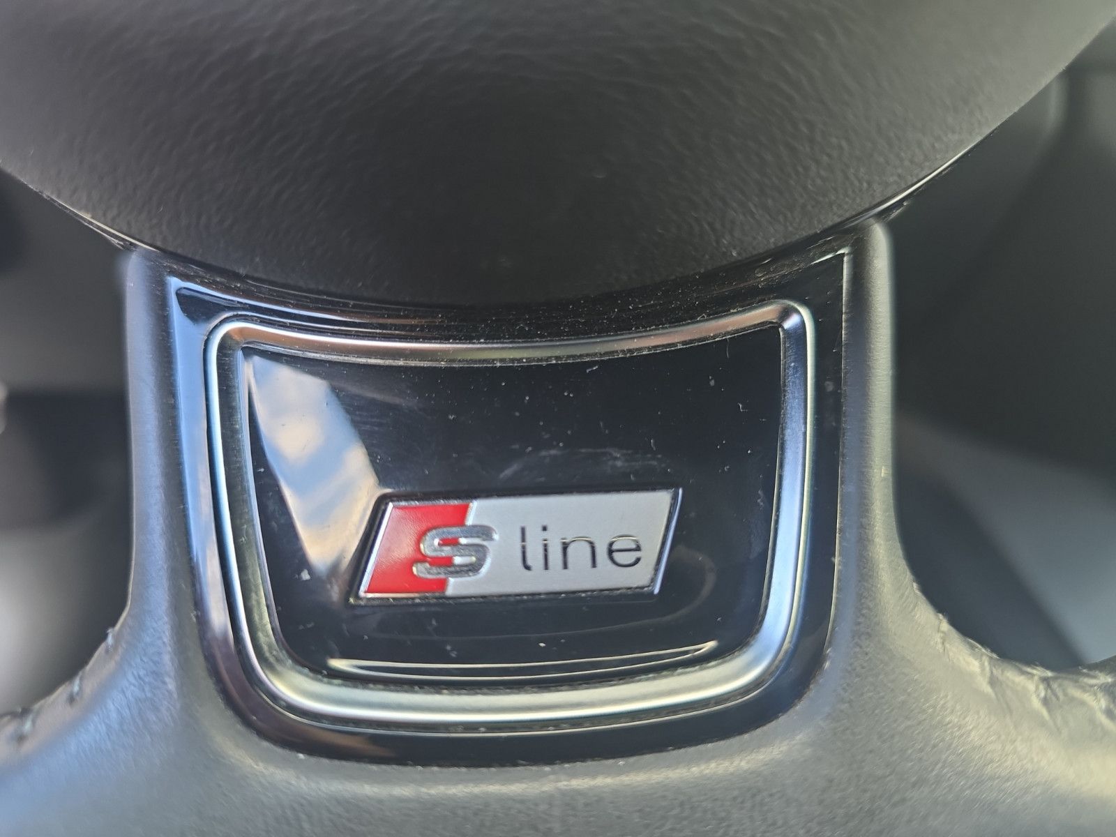 Fahrzeugabbildung Audi A6 Avant 3.0 TDI quattro 3x S-Line Voll