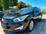 Hyundai i40 cw FIFA World Cup Edition 1. HAND - Hyundai i40: Kombi
