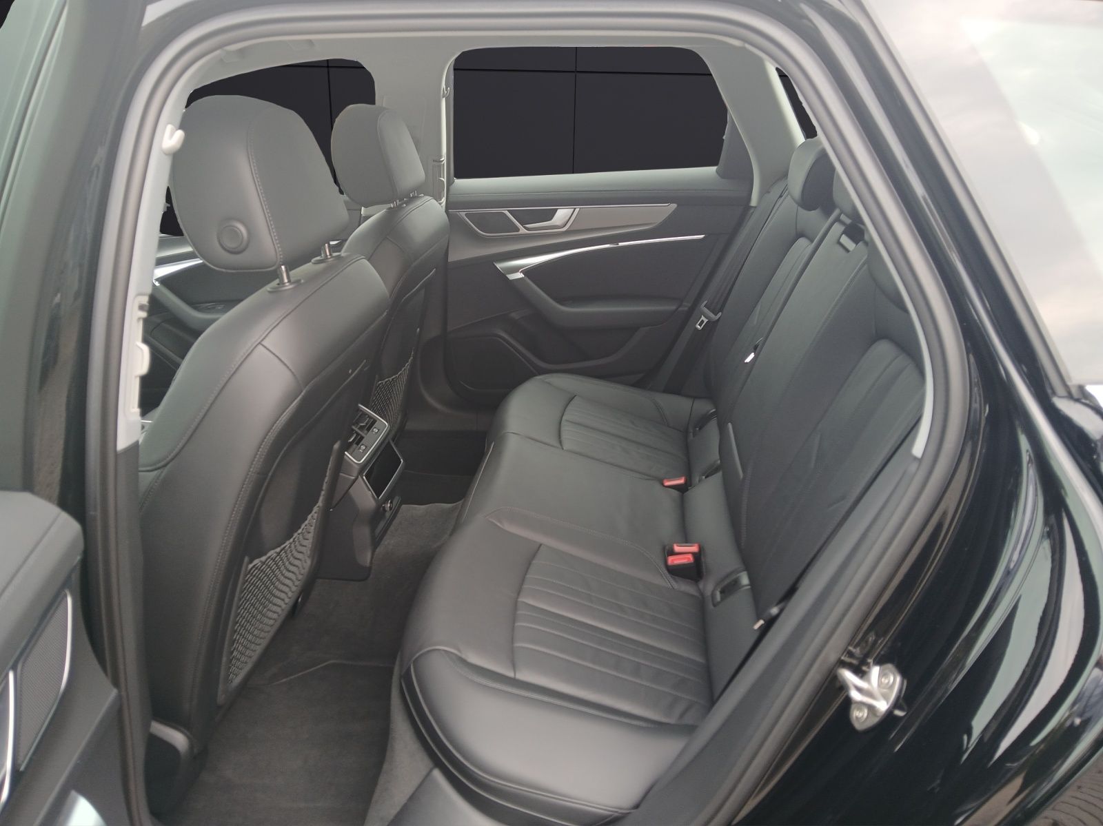 Fahrzeugabbildung Audi A6 Avant 40 TDI design quattro S-tronic LED Navi