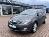Opel Astra J Lim. 5-trg. Innovation Xenon/Bluetooth - Opel Astra aus 2011: J