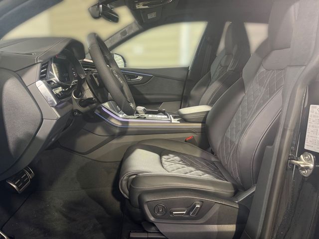 SQ8 TFSI PANO+AHK+MATRIX+MEMORY+23LM+B&O+HUD+STH