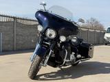 Harley-Davidson FLHXSE CVO Street Glide - HARLEY-DAVIDSON CVO STREET GLIDE